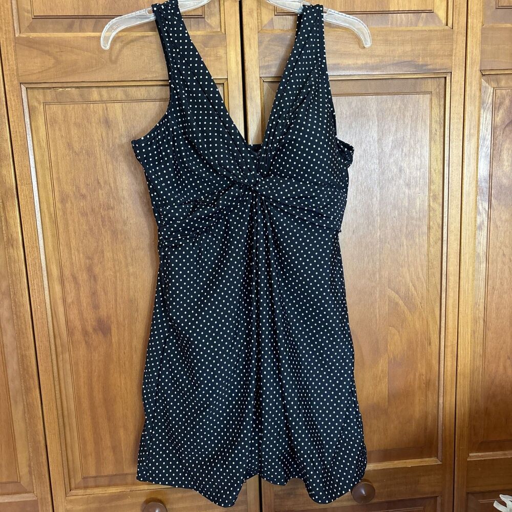 Miracle Suit Bathing Suit Size 18 Black White Polka Dots New Slimming One Piece
